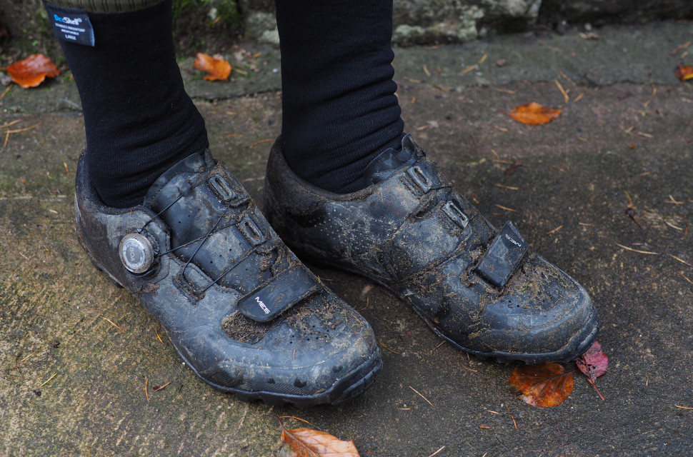 Shimano ME5 shoes review off road.cc